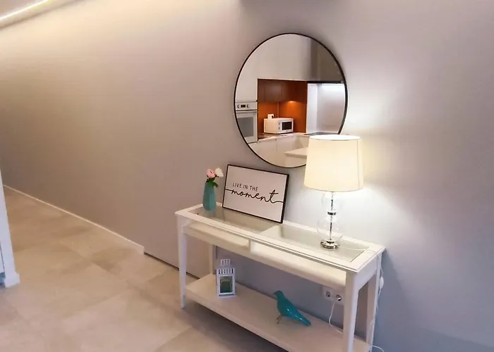 209 Modern In Close To Everything 아파트